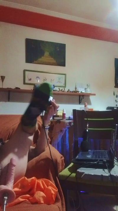 golfo181 live cam on Cam4
