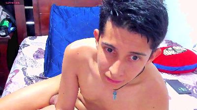 gomitaboy__ live cam on Cam4