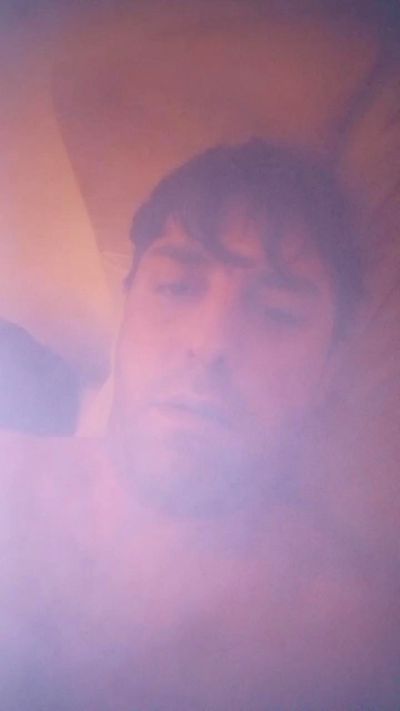 gonza3318 live cam on Cam4