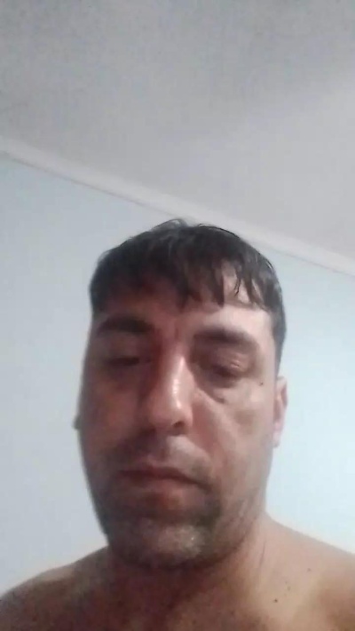 gonza3318 live cam on Cam4