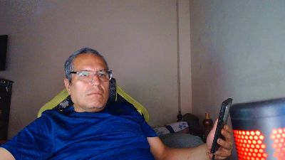 gorditobell31 live cam on Cam4
