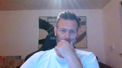 gottalop1 live cam on Cam4