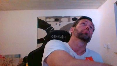 gottalop1 live cam on Cam4