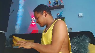 grandeygruesa1 live cam on Cam4
