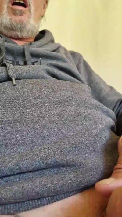 grandler live cam on Cam4