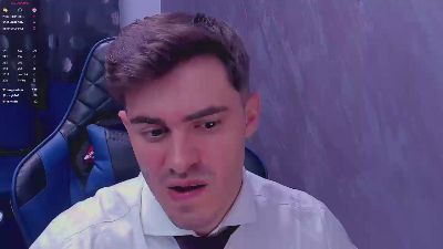 greekgod19 live cam on Cam4