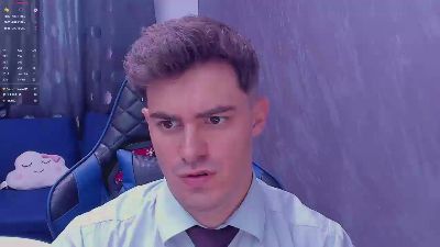 greekgod19 live cam on Cam4