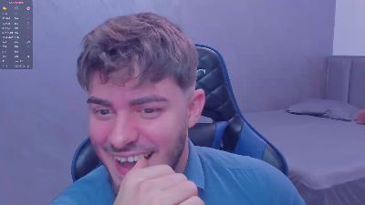 greekgod19 live cam on Cam4