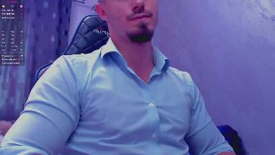 greekgod19 live cam on Cam4