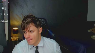 greekgod19 live cam on Cam4