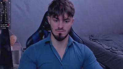 greekgod19 live cam on Cam4