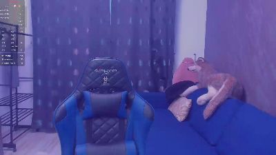 greekgod19 live cam on Cam4