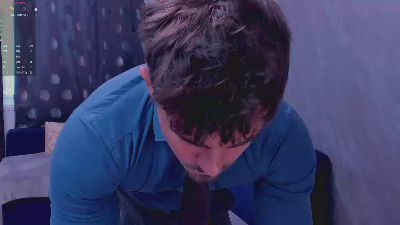 greekgod19 live cam on Cam4