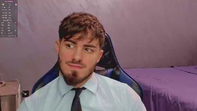 greekgod19 live cam on Cam4