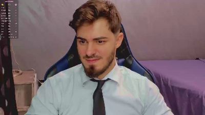 greekgod19 live cam on Cam4