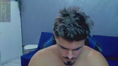 greekgod19 live cam on Cam4
