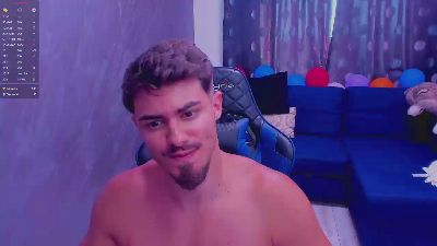 greekgod19 live cam on Cam4