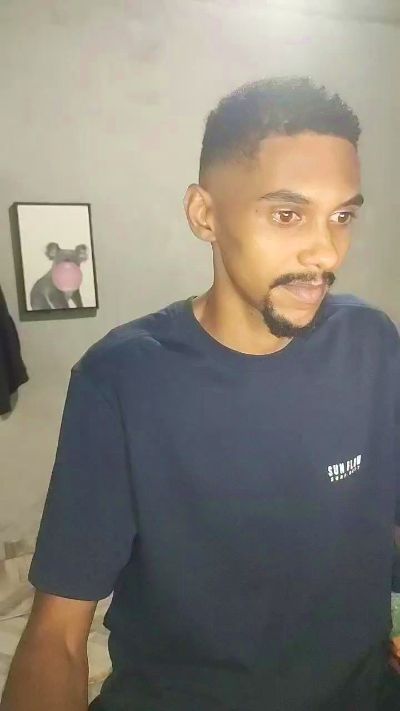 gregory6_xxx live cam on Cam4