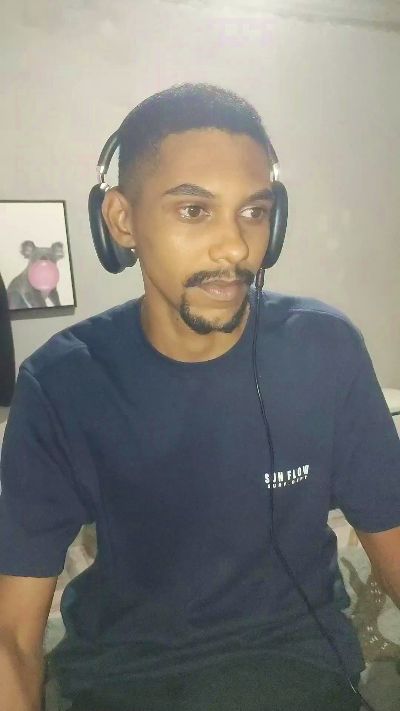 gregory6_xxx live cam on Cam4
