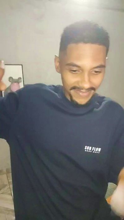 gregory6_xxx live cam on Cam4
