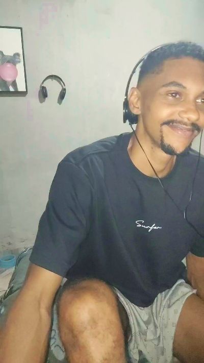 gregory6_xxx live cam on Cam4