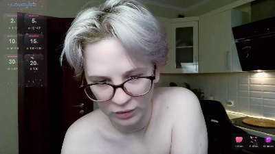 gretta_cute live cam on Cam4