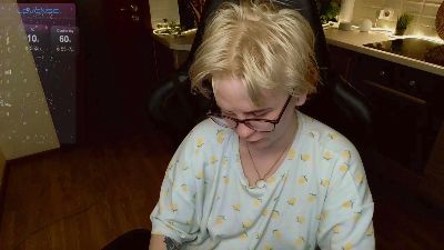 gretta_cute live cam on Cam4