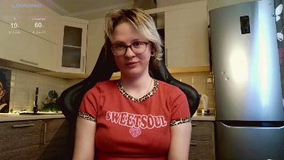 gretta_cute live cam on Cam4