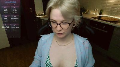 gretta_cute live cam on Cam4