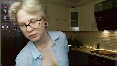 gretta_cute live cam on Cam4