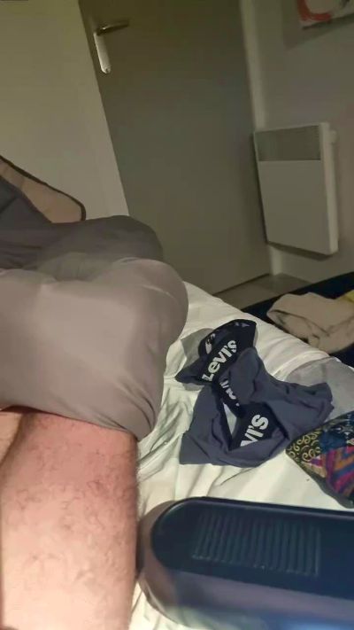 grey3182 live cam on Cam4
