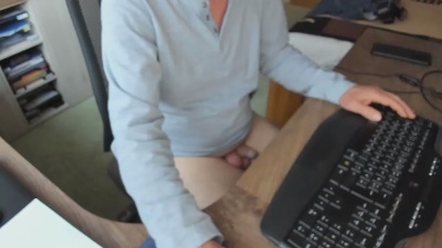 gross_vater live cam on Cam4