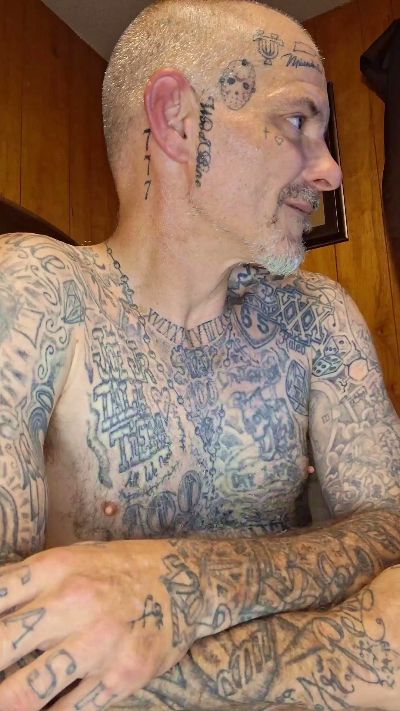 grownandfreaky live cam on Cam4