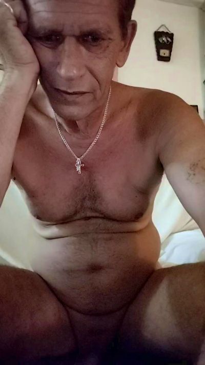 gspinoyeyahooe1 live cam on Cam4
