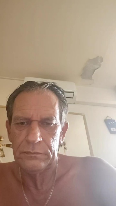 gspinoyeyahooe1 live cam on Cam4