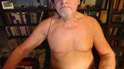 gualtiero2014 live cam on Cam4