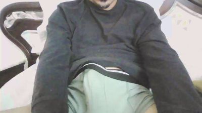 guapete_21 live cam on Cam4
