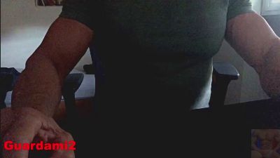 guardami2 live cam on Cam4