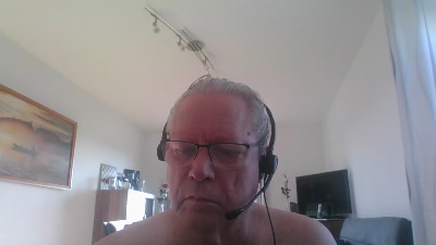 gue44mue live cam on Cam4