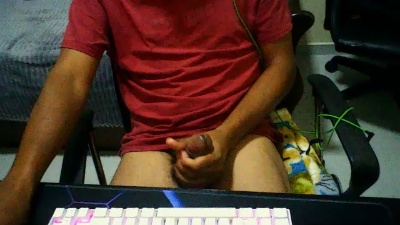 guigui2104 live cam on Cam4