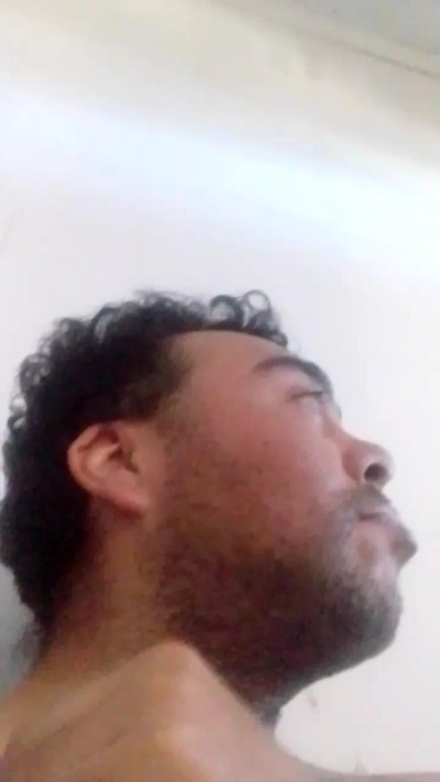 guillehot34sexy live cam on Cam4