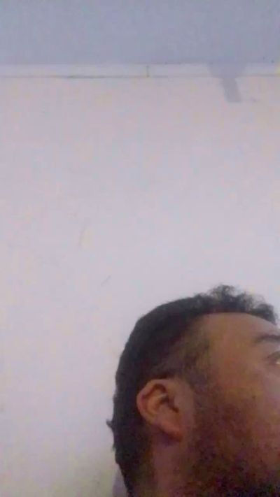 guillehot34sexy live cam on Cam4