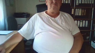 gulle321 live cam on Cam4
