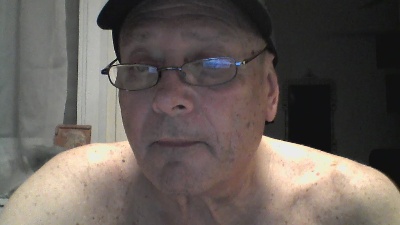 gusta31 live cam on Cam4