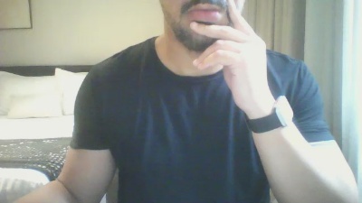 gustavao23 live cam on Cam4