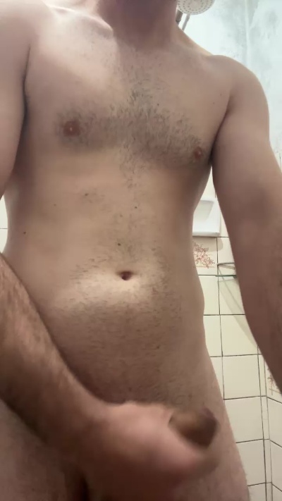 gustavo1470 live cam on Cam4