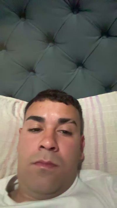 gustavo2934 live cam on Cam4