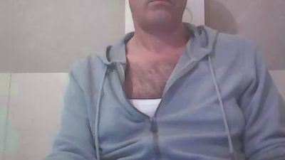 gustogiusto live cam on Cam4