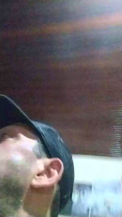 guto1214 live cam on Cam4