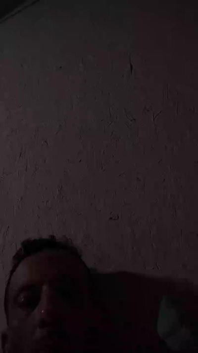 guto1214 live cam on Cam4